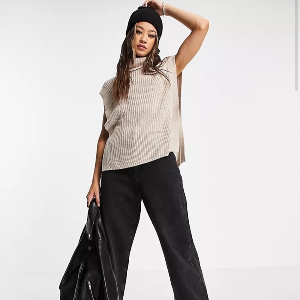 ASOS .Object organic cotton blend knitted high neck sweater vest in cream XS